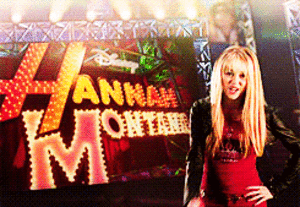 Miley Cyrus Flexible Porn - 10 Hannah Montana Reactions To Miley Cyrus' Naked Antics | YourTango