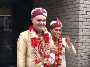 Arabic Boy Porn - Couple married in one of UK's first gay Muslim weddings suffer online abuse  | The Independent
