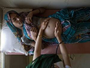 indian preggo sex - Indian Government advises pregnant women to 'avoid thinking about sex' |  The Independent | The Independent