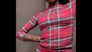 Asian Pussycat Dolls New York - Asian Doll twerks Her juicy plum ass cheeks on Instagram live to her new  song along with wonderful mouth movements - XVIDEOS.COM