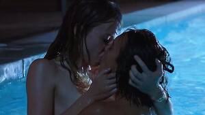 lesbian lake sex - Night sex of two lesbians in the pool - ShyFap