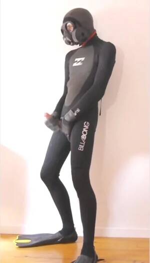 Gay Wetsuit Porn - Gas mask and wetsuit - ThisVid.com