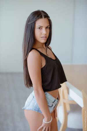 light latina bald pussy - 