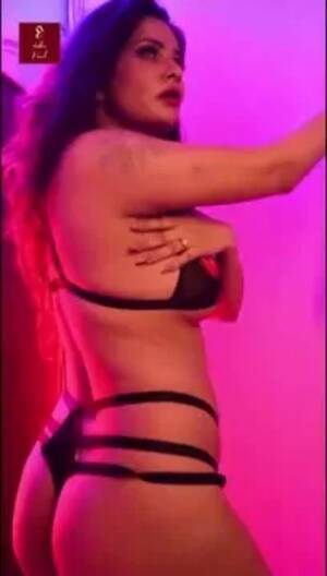 indian clothes big tits - Indian model in lingerie hot beautiful desi actress round ass big boobs  huge breasts nipples fashion glamour photoshoot erotic â€” porn video online