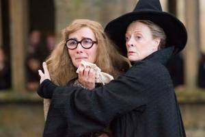 Minerva Mcgonagall Porn - EMMA THOMPSON as Sybill Trelawney and MAGGIE SMITH as Minerva McGonagall in  Warner Bros. Pictures