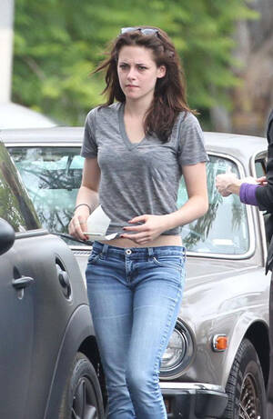 Kristen Stewart Cartoon Porn - Stewart took director's child for ice cream |Celebrities |chinadaily.com.cn