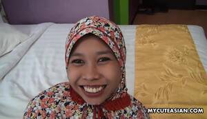 Asian Hijab Porn - Arabian babe is getting hardcore banged in her small pussy - Hell Porno