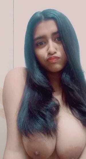 Indian Girl With Huge Tits Porn - Big boob Indian girl Sanjana nude selfies leaked (61 pictures) - Shooshtime