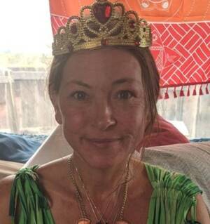 Amy Carlson Having Sex - Cult leader Amy Carlson found dead in bizarre circumstances - NZ Herald