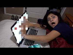 Lil Sis Porn - CAUGHT MY LITTLE SISTER WATCHING PORN