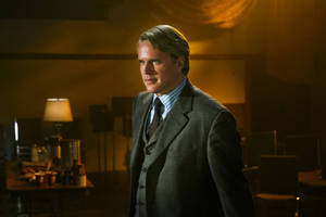 3d Male Torture Porn - Cary Elwes stars as Dr. Gordon in \