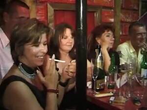 Amateur Swinger Orgy Club - Amateur swinger orgy at the club | Upornia.com