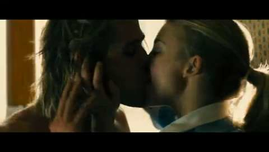 Liam Hemsworth Sex Porn - Chris Hemsworth's sex scenes in Rush :: Film release date and clips