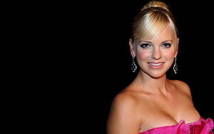 Anna Faris Xxx - HD wallpaper: Anna Faris, model, blond hair, portrait, women, beauty,  smiling | Wallpaper Flare