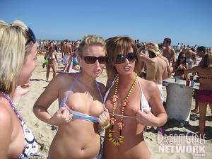 flash beach small tits - Sexy young bikini girl with hot tight bodies flash their small tits on  Miami beach
