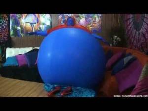 Blueberry Porn - Strange Violet Beauregarde Inspired Blueberry Inflation Video