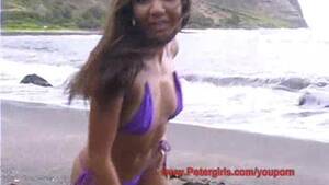 hawaiian babe masturbating - Hawaiian bikini babe on the beach masturbating - Free Porn Videos - YouPorn