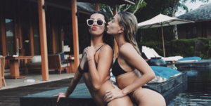 Ariel Winter Anal Fucking - Hailey Baldwin and Ariel Winter Pop Their Booties on Vacation