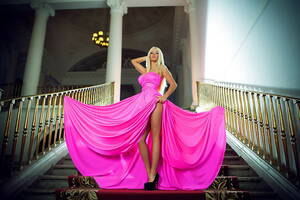 Katya Sambuca Russian Porn Star - katya sambuca women, HD wallpaper | Wallpaperbetter