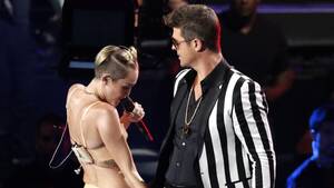 Miley Cyrus Robin Thicke Porn - d.ibtimes.co.uk/en/full/1354972/robin-thicke-miley...