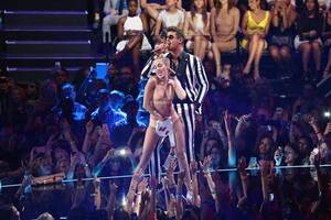 Miley Cyrus Backstage Sex Tape - Miley Cyrus the talk of the MTV Video Music Awards - The Boston Globe