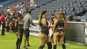 Lingerie Football League Showers Porn - LFL Booty - XVIDEOS.COM