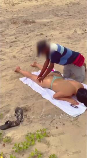 natursit indian exhibitionist nudist - Desi wife public nude massage and dildo fuck in beach
