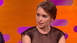 Emilia Clarke Celebrity Porn - Emilia Clarke watched her nude scene with parents â€“ The Graham Norton Show:  Preview - BBC One - YouTube