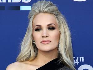 Carrie Underwood Real Porn - Thomas Rhett, Carrie Underwood share Entertainer of the Year honour at ACM  Awards | Canoe.Com