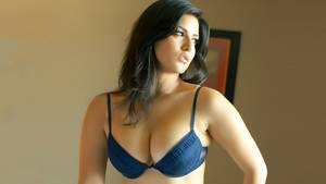 Hottest Sunny Leone Porn - Porn Star Sunny Leone sexy moments : Hot and sexy styles of Sunny leone  2016 New Sex