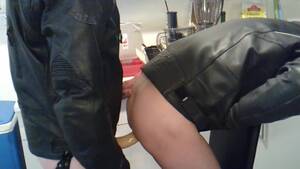 Leather Jacket Porn - Strap-on/Leather Jacket Daddies DIY - ThisVid.com em inglÃªs