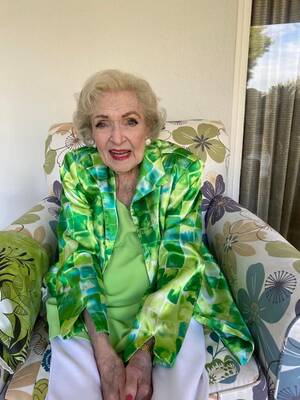 Betty White Porn - Betty White's Golden Girls costar Bea Arthur 'called late icon a f**kin  c***' as show casting director spills secrets | The US Sun
