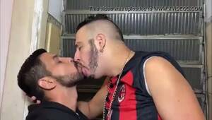 Deep Kissing Porn - Brazilian deep kissing 2 - ThisVid.com