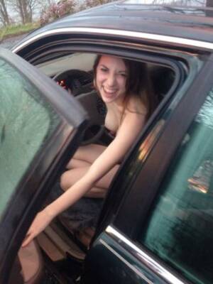 caught naked car - Caught naked in her car Porn Pic - EPORNER