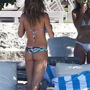 beach body gisele bundchen nude - Gisele BÃ¼ndchen Nude Photos & Naked Sex Videos