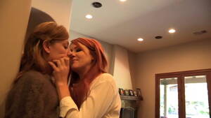 Hot Redhead Milf Lesbian - redhead MILF lesbian - XVIDEOS.COM