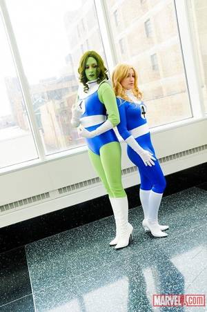 Johnny Storm And She Hulk Porn - Cosplay Fantastic Four - SHe-Hulk & Sue Storm the Invisible Woman