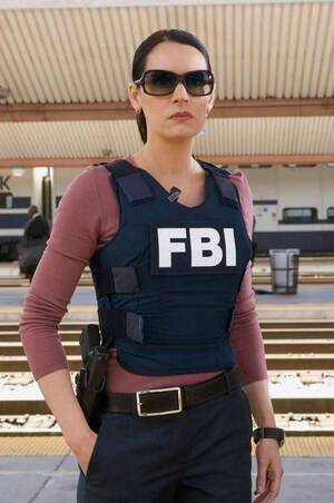 Emily Criminal Minds Porn - Can we just talk about Prentiss in a vest ðŸ¥µ : r/criminalminds