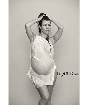 jb pregnant nude - Pictures: Kourtney Kardashian Naked While Pregnant