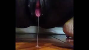 ebony wet pussy juice - dripping wet pussy - XVIDEOS.COM