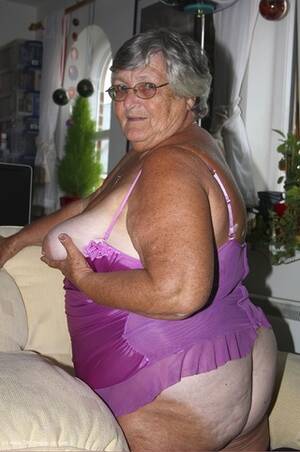 nasty black fat granny - gorgeous granny shows nasty
