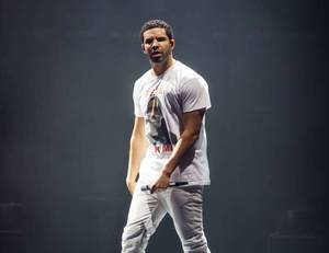 Drake 90s Porn - Drake Vs Lil Wayne - Camden, NJ
