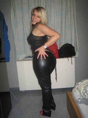 amateurs in latex - Amateur Latex porn pictures 223341870