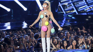 Miley Cyrus Big Tits - Miley Cyrus at VMAs: Free New Album, Nip Slips and More