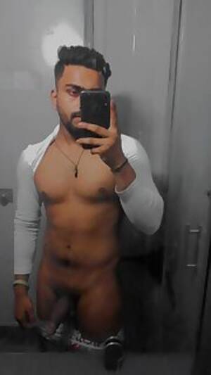 Hot Naked Gay Gay Porn - Popular Desi Gay Porn Pics and Galleries - BoyFriendTV