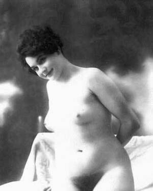 1920s vintage porn - French vintage ladies showing their bodies from the 1920s Porn Pictures,  XXX Photos, Sex Images #2730936 - PICTOA