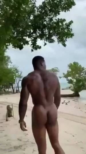 blacks beach nude gym - Black Beach Workout - ThisVid.com