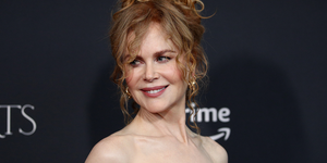 Nicole Kidman Sex Porn - Nicole Kidman does naked dressing in nude gown with thigh slit