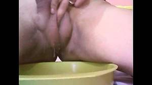 Hermaphrodite Porn Cum In Own Pussy - Real Filipina Hermaphrodite Skype Show #6