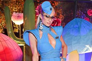 Halloween Celebrity Porn - Paris Hilton Dresses Up as Britney Spears for Halloween: Photos